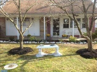 722 Winder Dr, Bristol, PA