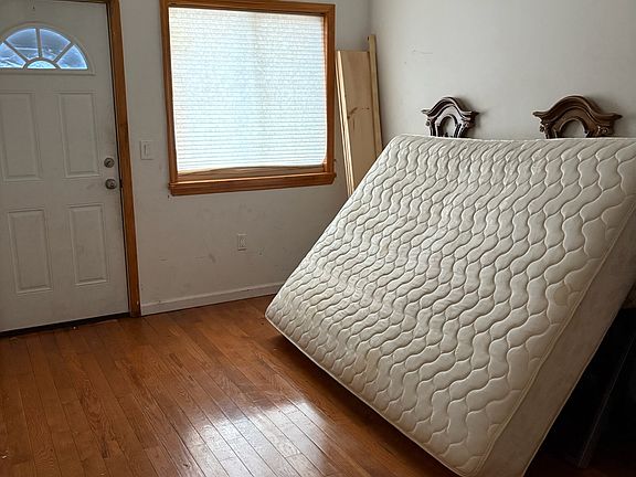 4th image of 14237 60th Ave #1FL