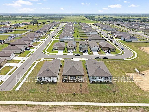 3rd image of 3008 Daffodil Dr