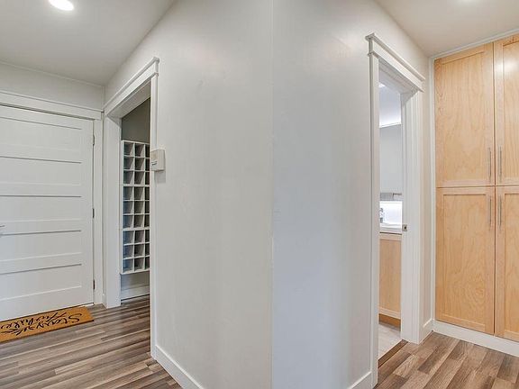 4th image of 3108 5th St S APT 21