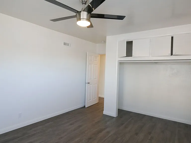 5547 Mary Lane Dr — Photo 22