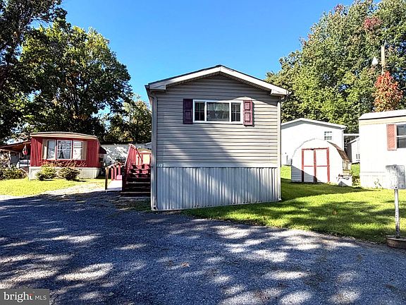 2nd image of 612 Range End Rd Lot 10