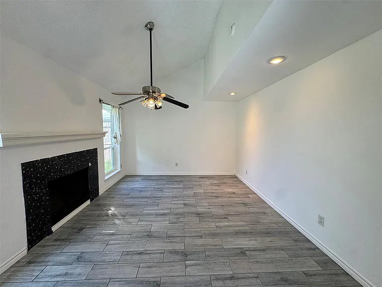 19606 Cypress Canyon Dr — Photo 4
