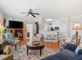 1533 Cambridge Lakes Dr #203D, Mount Pleasant, SC 29464