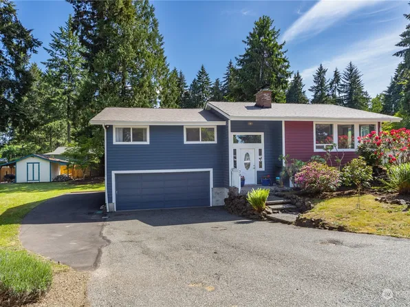 39 NW Solnae Place, Bremerton, WA 98311