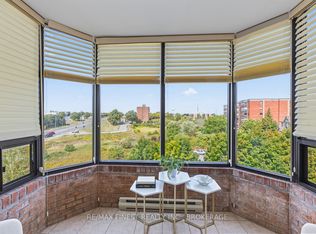 649 Davis Dr #405, Kingston, ON K7M 8J3