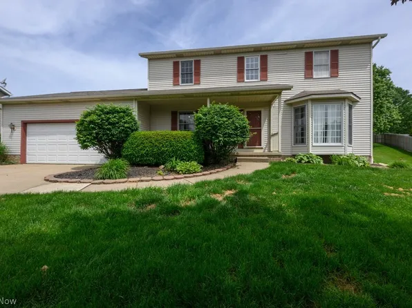 1597 Briarwood Way, Uniontown, OH 44685