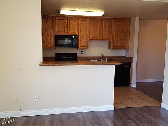 4th image of 1737 Bayview Heights Dr