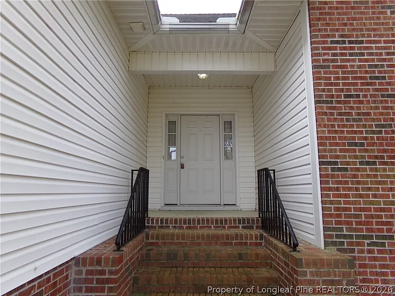 290 Robeson St — Photo 3