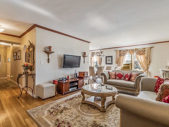 2nd image of 162-21 Powells Cove Blvd #6B