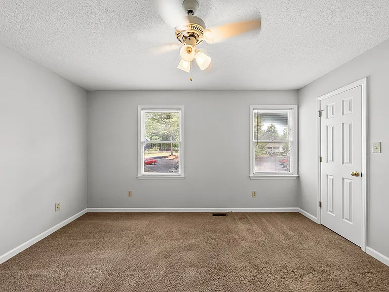 4608 Jacqueline Ln — Photo 24