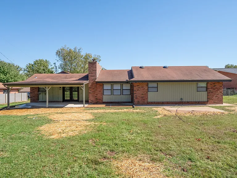 12215 Blackhall Dr — Photo 26