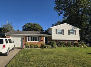 580 Hiatt Ave, Wilmington, OH 45177