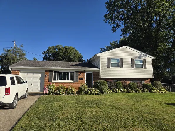 580 Hiatt Ave, Wilmington, OH 45177