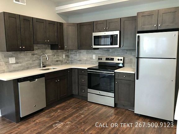 2nd image of 1417 N Franklin St #1