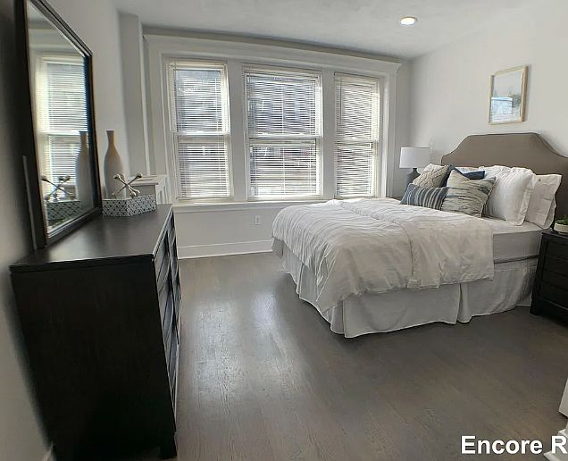 2nd image of 110 Jersey St #1