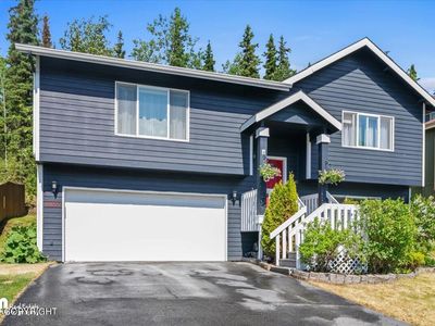 19227 Trail Bay Dr, Eagle River, AK, 99577