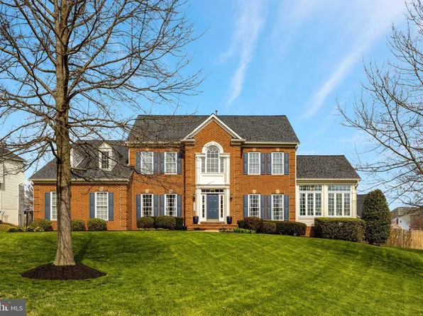 22350 Dolomite Hills Dr, Ashburn, VA 20148