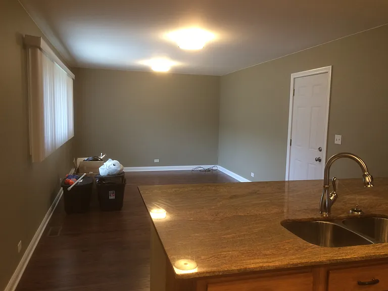 2241 Lee St — Photo 17