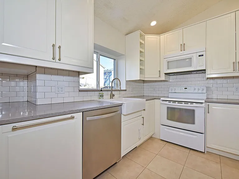 4330 Archwood Dr — Photo 27