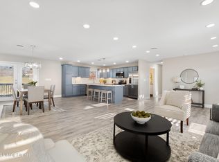 6420 Louisville Rd, Coxs Creek, KY 40013