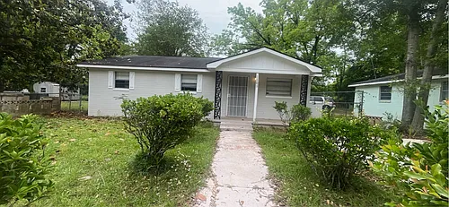 1308 E Roosevelt Ave Photo 1