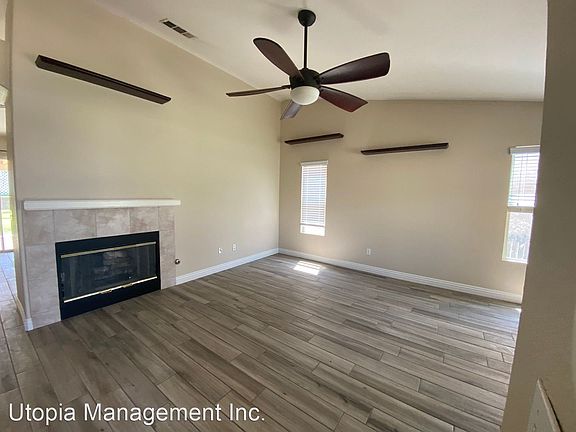 4th image of 36212 Corsica Cir
