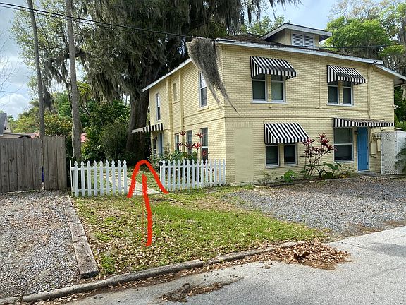 4th image of 804 Downing St #C