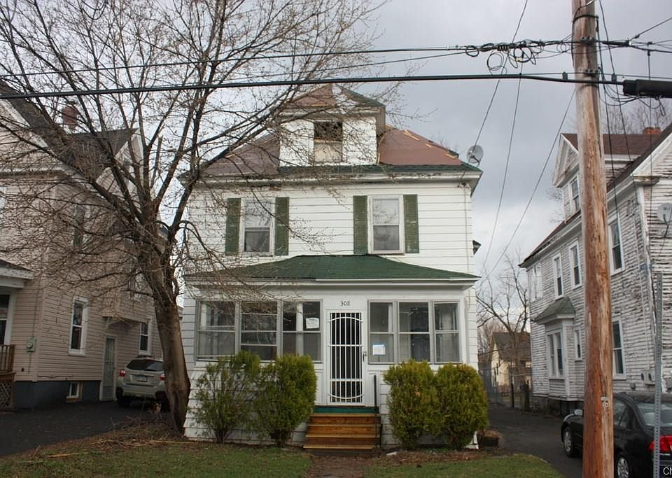 1st image of 308 Marguerite Ave