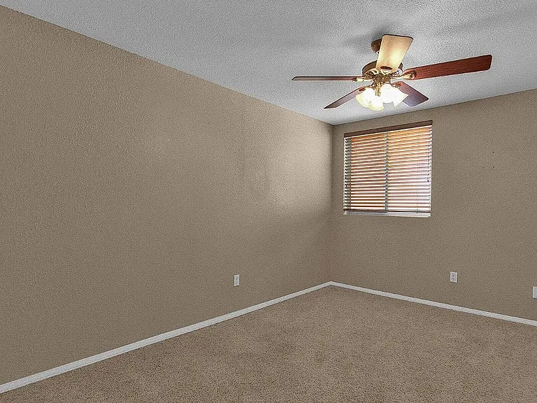 3110 W Baylor Ln — Photo 39