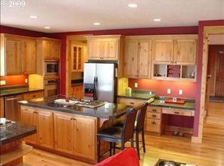 2448 37th St, Washougal, WA 98671