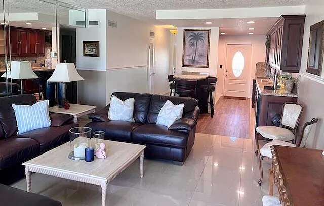 230 N Federal Hwy #205 — Photo 12