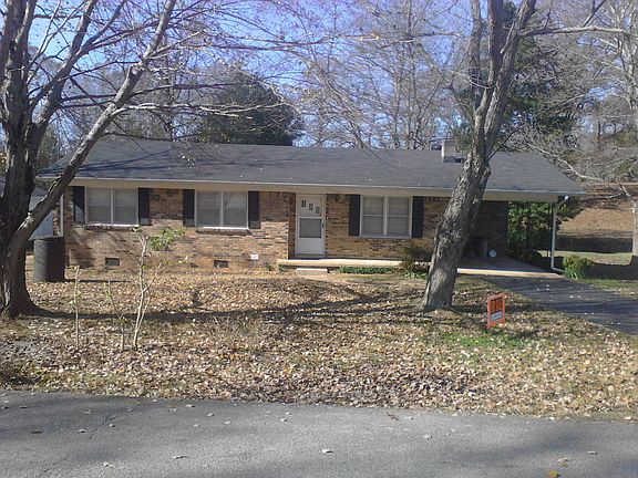 2nd image of 303 Melon Dr