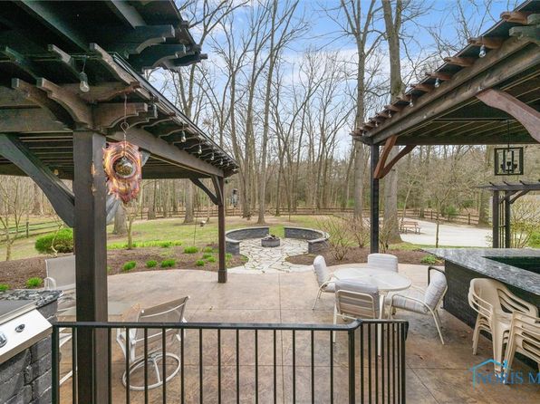 10915 Reed Rd, Monclova, OH 43542