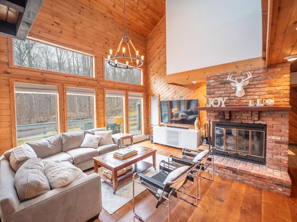 22B Suntec Loop, Dover, VT 05356