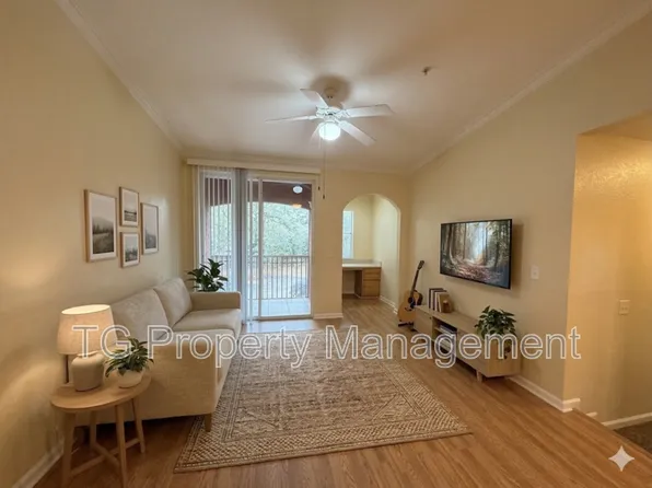 10075 Gate Pkwy N, Jacksonville, FL