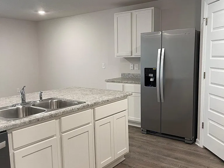 8649 Pathstone Blvd — Photo 22