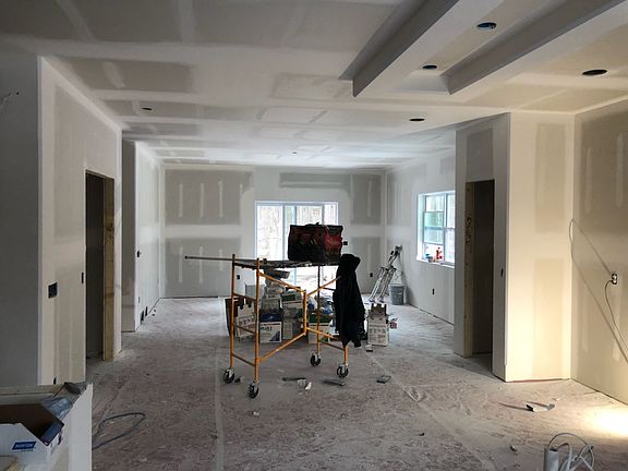 3rd image of 151505 Kingfisher Ln