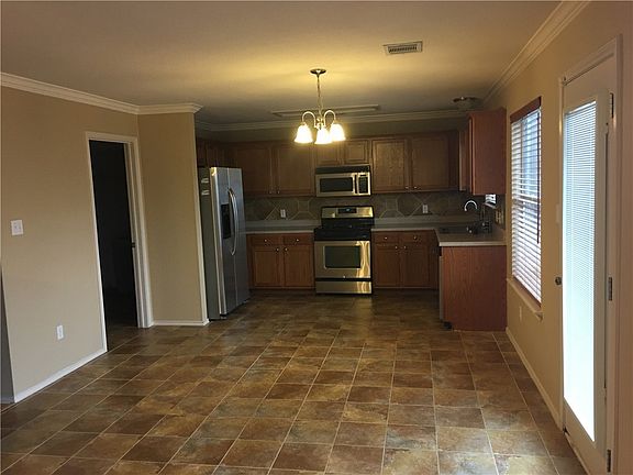2nd image of 3829 Willie Mays Ln
