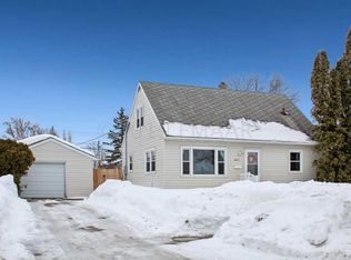 607 2nd St E, West Fargo, ND 58078