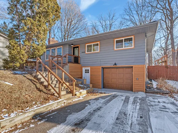 2928 Westedge Blvd, Mound, MN 55364