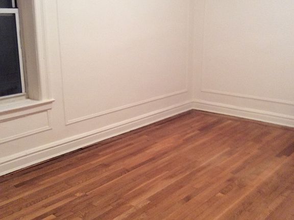 4th image of 140 Meacham Ave