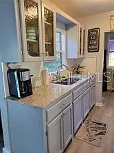 1370 Greenway Dr — Photo 14