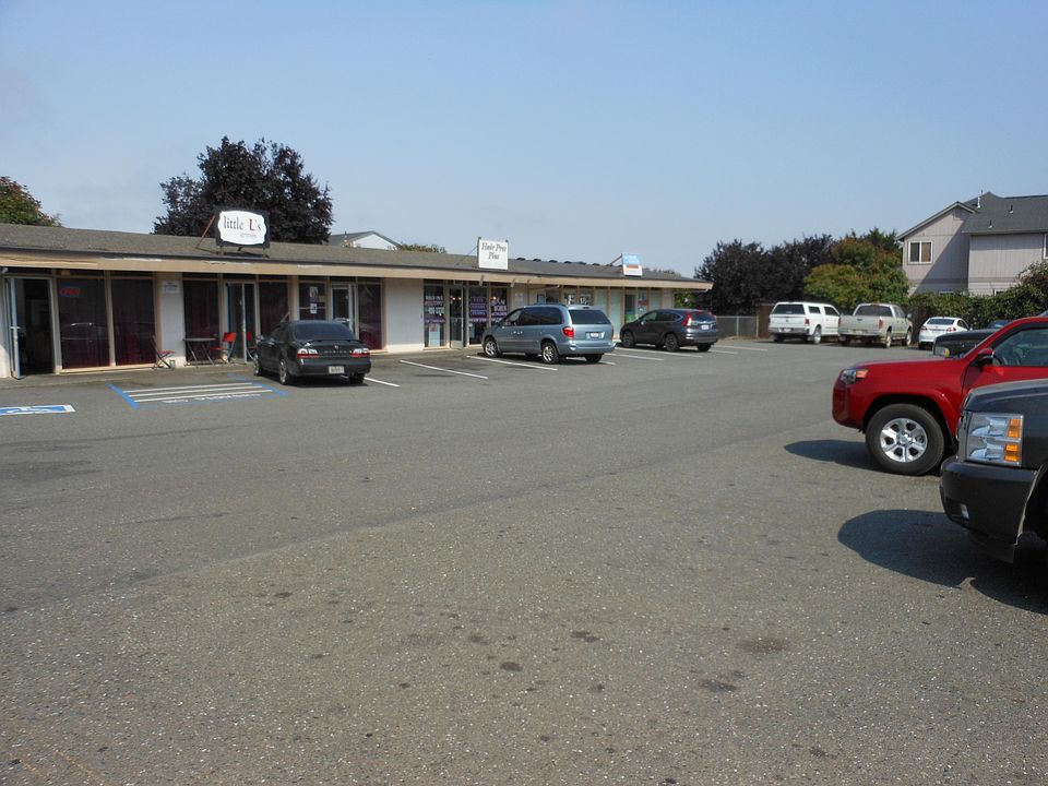 2nd image of 2865 School St