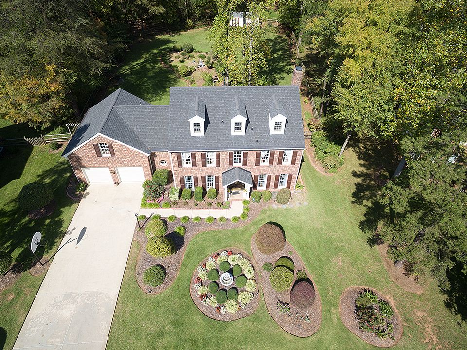 2nd image of 213 Withershinn Dr