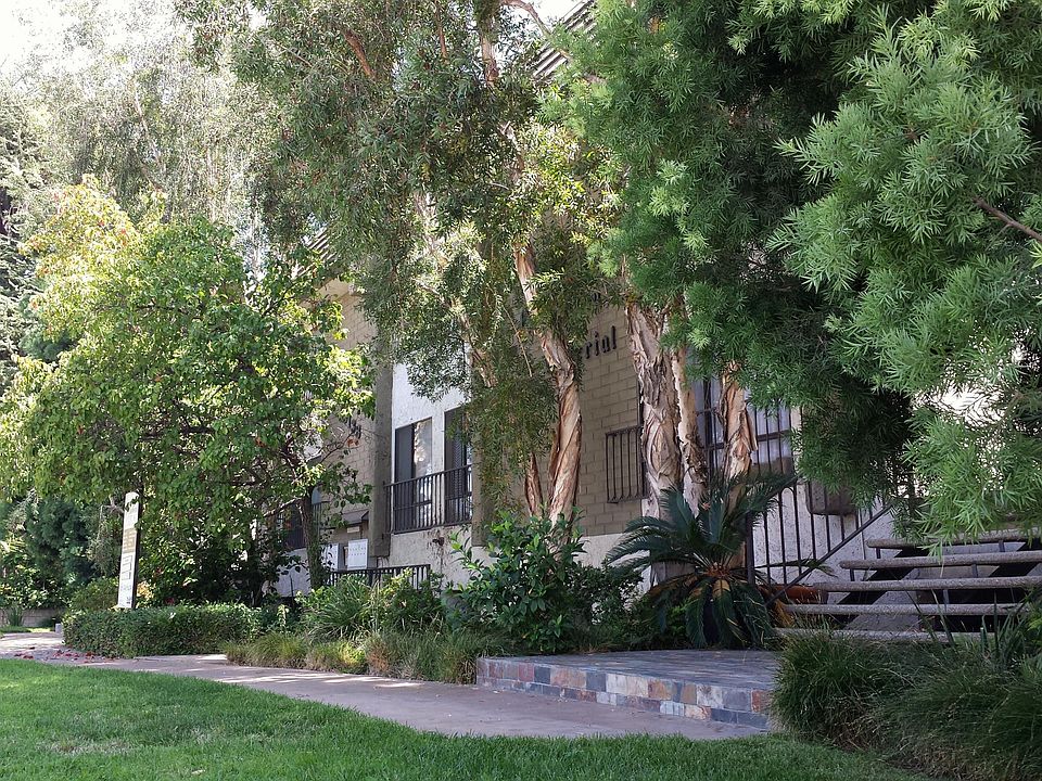 1st image of 13138 Moorpark St APT 7