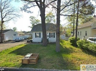 56 Sunset Ave, Old Bridge, NJ 08857