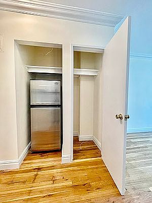 5th image of 412 E 64th St APT 5A