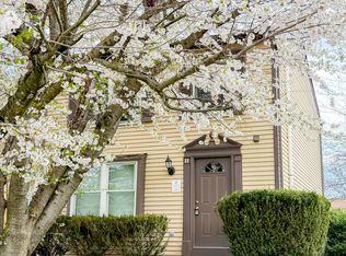 11 Strand Ct, Owings Mills, MD 21117