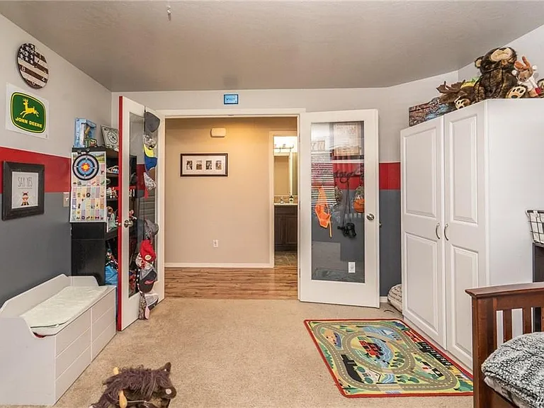 512 S Trillium Way — Photo 19